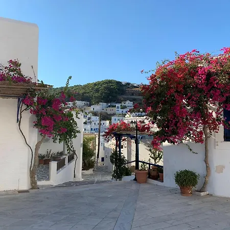 Luxury Naxos Deluxe Triple 150m From St George Daire Naxos City
