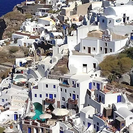 Luxury Naxos Deluxe Triple 150m From St George Apartment *