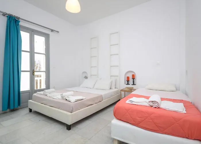 Luxury Naxos Deluxe Triple 150m From St George דירה *