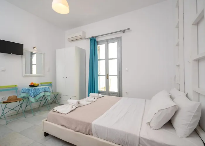 Luxury Naxos Deluxe Triple 150m From St George דירה Naxos City